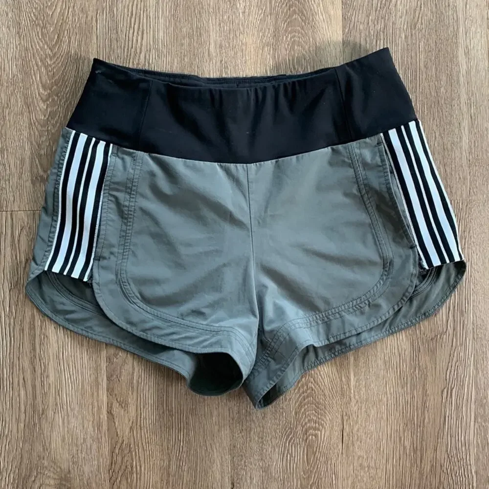 Athleta Ascender 4